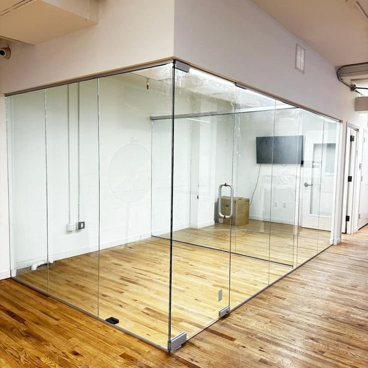 Custom Glass Installation Company in Dubai